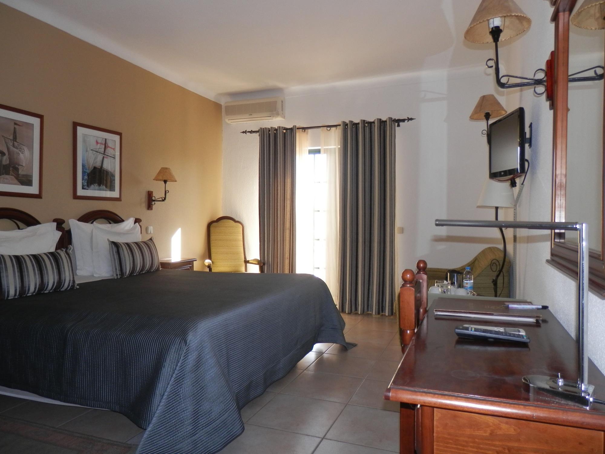 Solar De Mos Hotel Lagos Kültér fotó